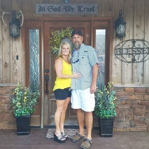 Meet your Posher, Linda